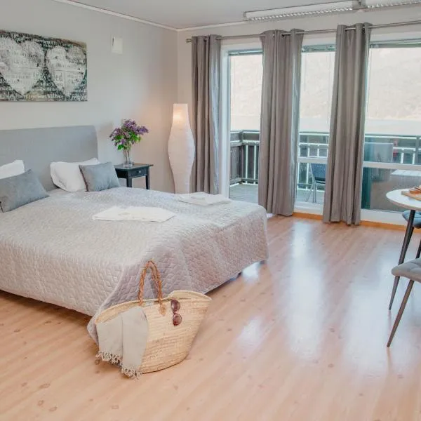 Åkrafjordtunet Apartments, hotel v destinaci Teigland