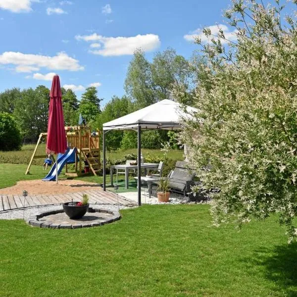 Ferienwohnung Gartenblick an der Mainschleife, hotelli kohteessa Schwarzach am Main