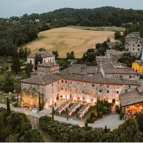 Il Castello di Tassara, hôtel à Montecalvo Versiggia