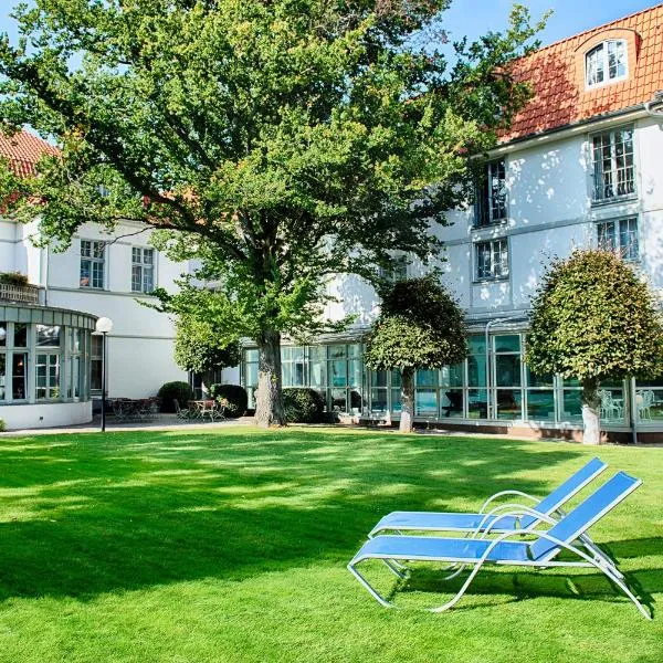 Hotel Villa Heine Wellness & Spa โรงแรมในฮัลเบอร์ชตัดท์