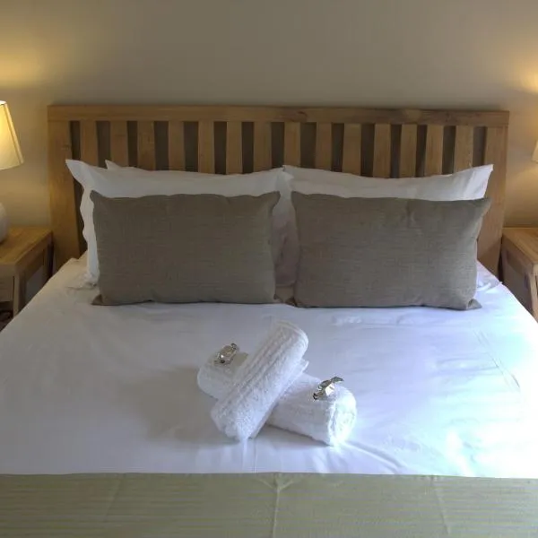 Apple Cottages, hotel in George