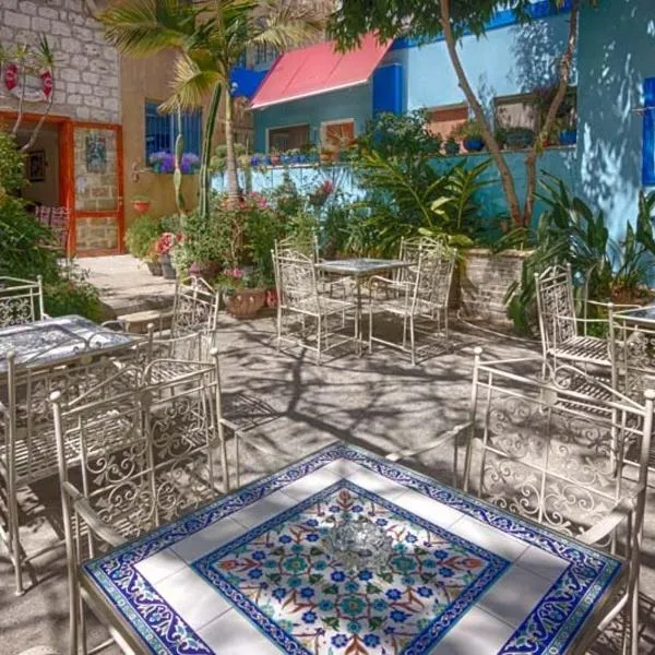 Port Inn, hotel di Haifa