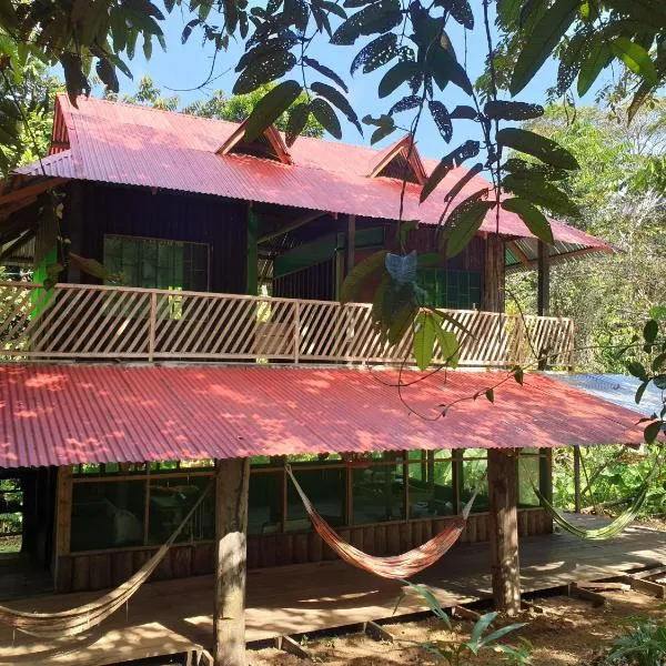 Reserva Natural Tucuchira، فندق في Santa Sofía