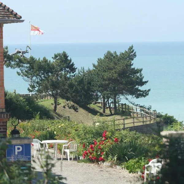 Hotel Royal Albion, hotel in Saint-Rémy-Boscrocourt