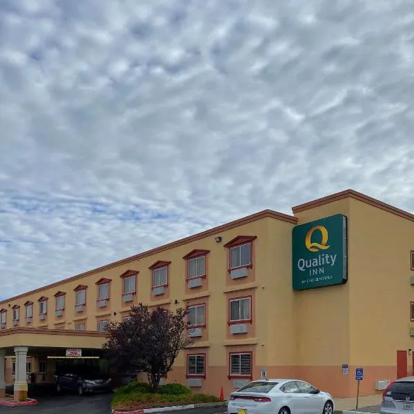 Quality Inn Albuquerque East I-40 Juan Tabo Exit, hotell i Cedar Crest