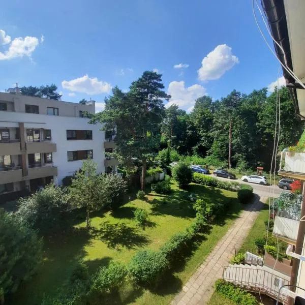 Apartament Zorzy przy Instytucie Kardiologii Anin, hotel ve Varšavě