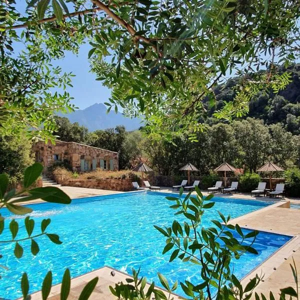 Domaine Codaleone, hotel v destinaci Serriera