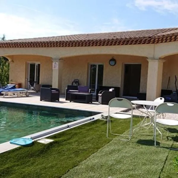 Villa Les Marmottes – hotel w mieście Le Luc