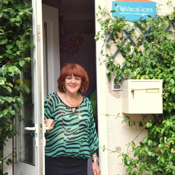 Chambre d'hôtes chez Claude Bardou, hotel in Boissezon