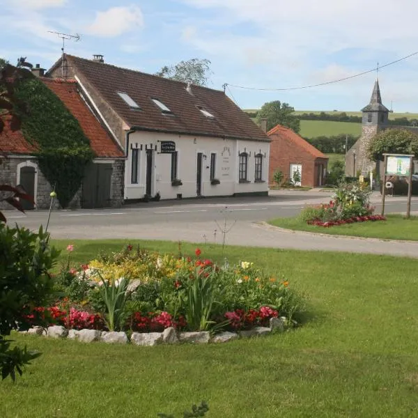 Au Petit Bled, hotel v destinaci Hermelinghen