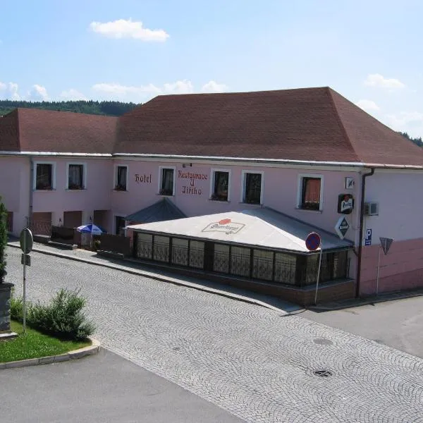 Hotel U Jiřího, hotel in Skála