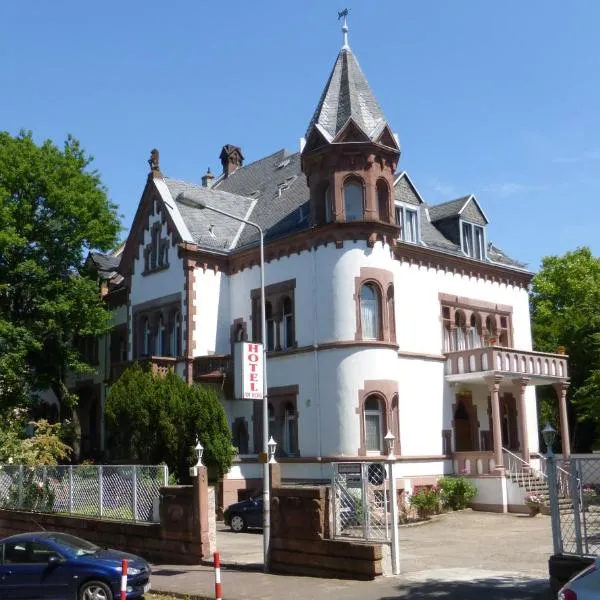 ホテル アム ベルク（Hotel am Berg）、フランクフルト・アム・マインのホテル