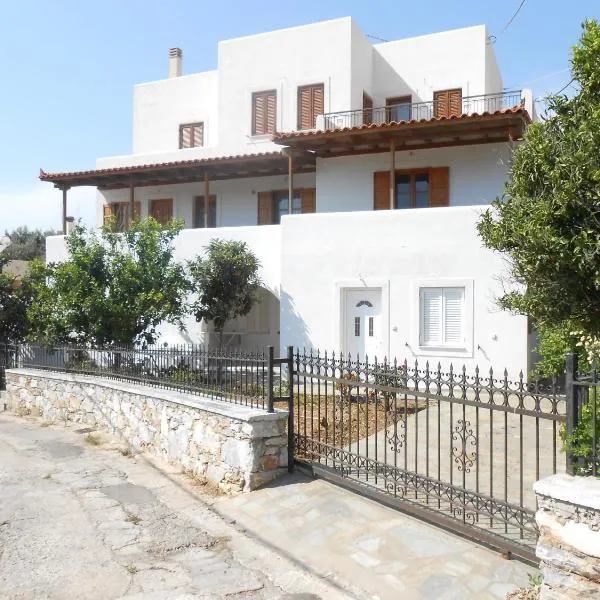 Chrysolithos Kerami Apartments, hotel en Moutsouna Naxos