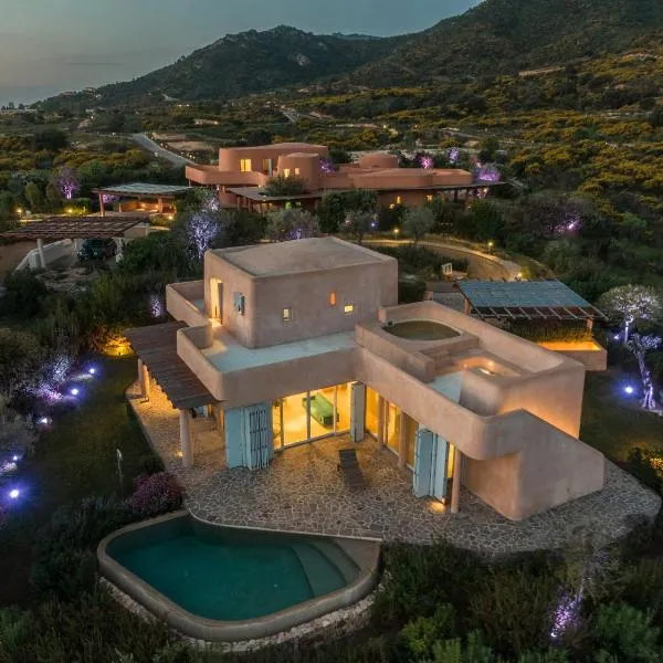 Is Molas Villas, hotel Pulában