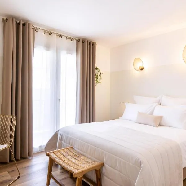 Hôtel Flor: Saint-Florent şehrinde bir otel