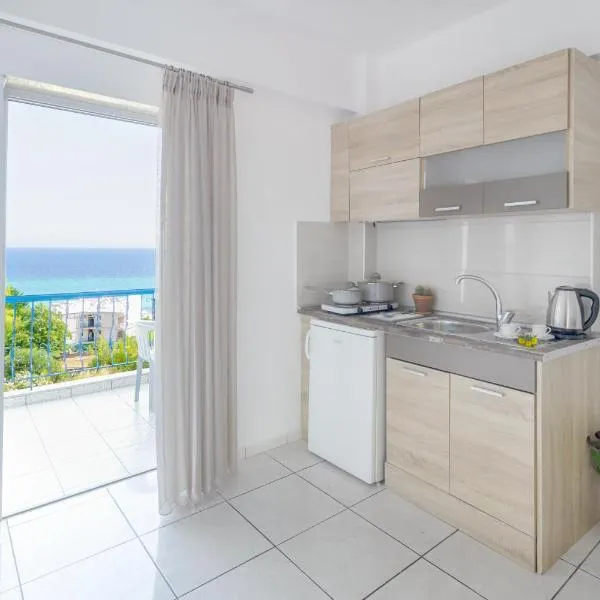 Roditsa Patritsia Apartments, hotel v destinaci Polychrono