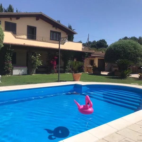 Appartamento VILLA ADRY, hotel in Rome
