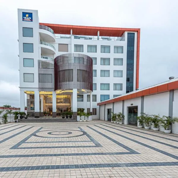 The Elite Lucknow Convention Hotel, hotel in Lucknow