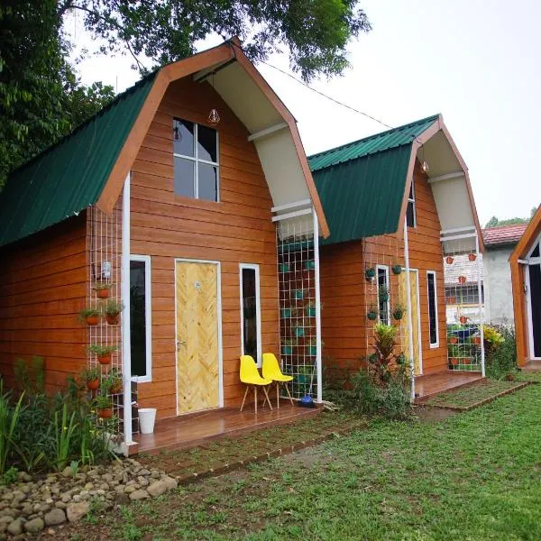 Cibanteng에 위치한 호텔 GSV Cottage Sharia