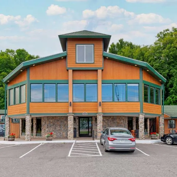 Econo Lodge Lakeview, hotel a Sand River