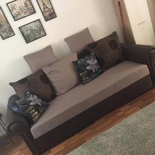 Kistímár Apartman, hotel in Pécs