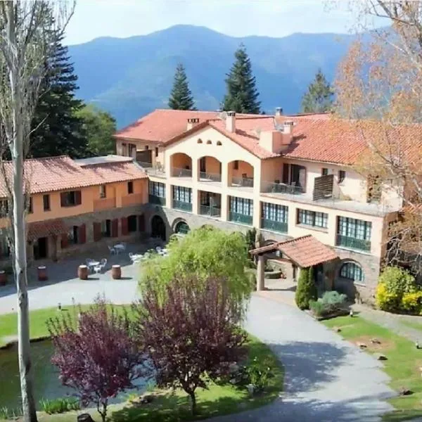 Hotel Sant Bernat, hotel in Fogars de Montclús