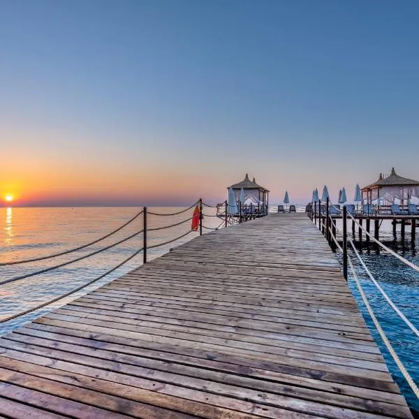 Amara Comfort Resort, hotel v destinaci Kemer