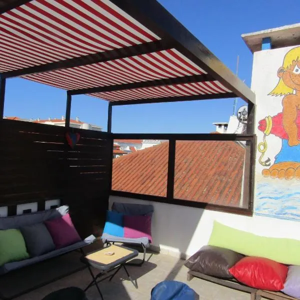 West Coast Surf Hostel, hotel i Areia Branca