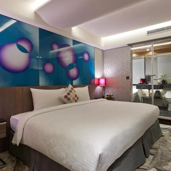 Beauty Hotels Taipei - Hotel Bfun, hotel a Tucheng