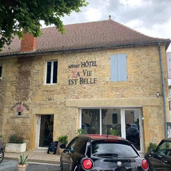 Appart Hôtel La vie est belle, hotel in Saint-Marcel-du-Périgord