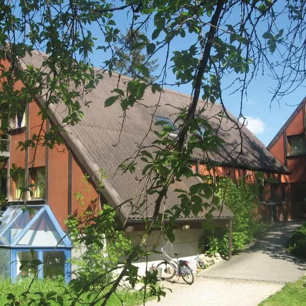 Delémont Youth Hostel, hotel u gradu Delemon