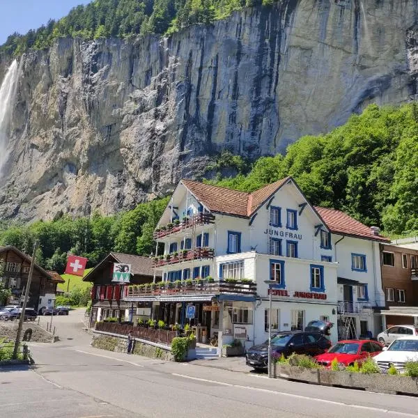 Hotel Restaurant Jungfrau、ラウターブルンネンのホテル