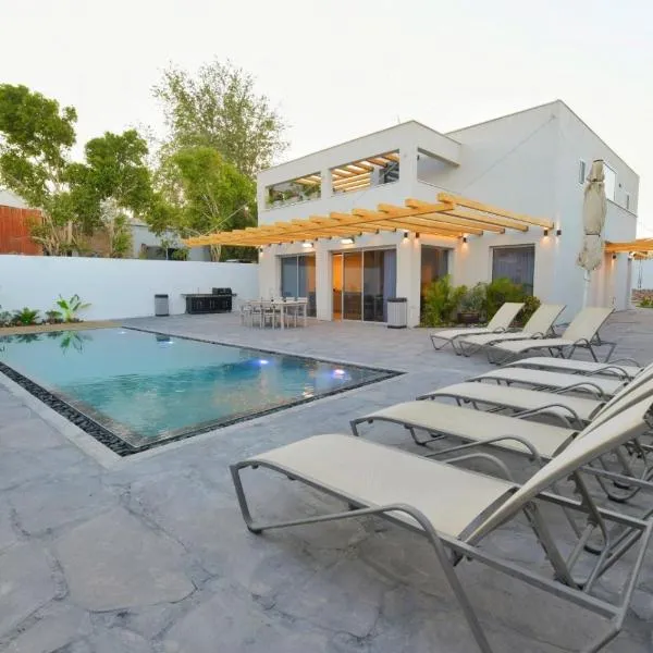 Shani House Of Style SEATARA VILLA: Eilat şehrinde bir otel