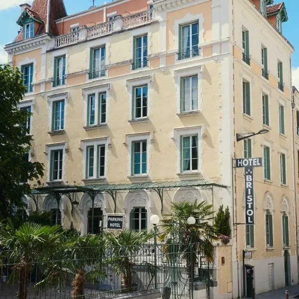 Hôtel Bristol Pau โรงแรมในโป