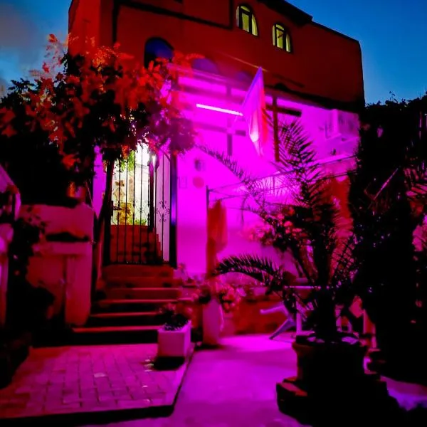 Casa Fotografului, hotel v destinaci Constanţa