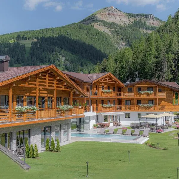 Hotel Rodella, hótel í Selva di Val Gardena