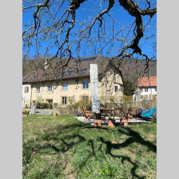 Vöens, St-Blaise, Logement entier - 2 chambres, hotel in Marin