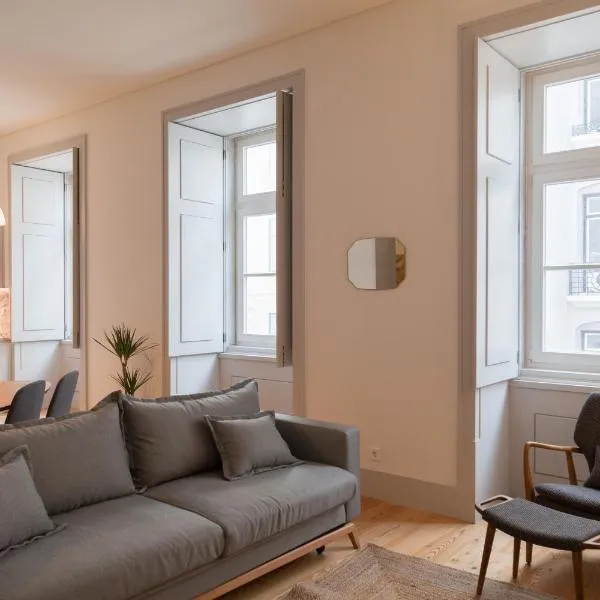 FLH Downtown Modern Art Flat