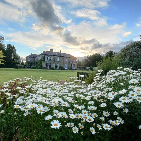 Sutton Hall Resort, hotel in Husthwaite