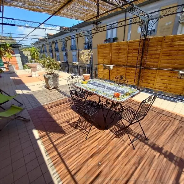 Accasatua Neapolitan Apartments, hotel v Neapoli