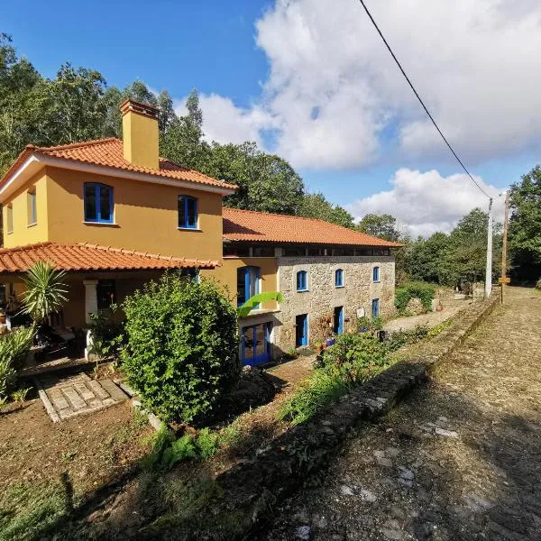 Quinta Estrada Romana - Albergue de Peregrinos, hotel in Linhares de Cima