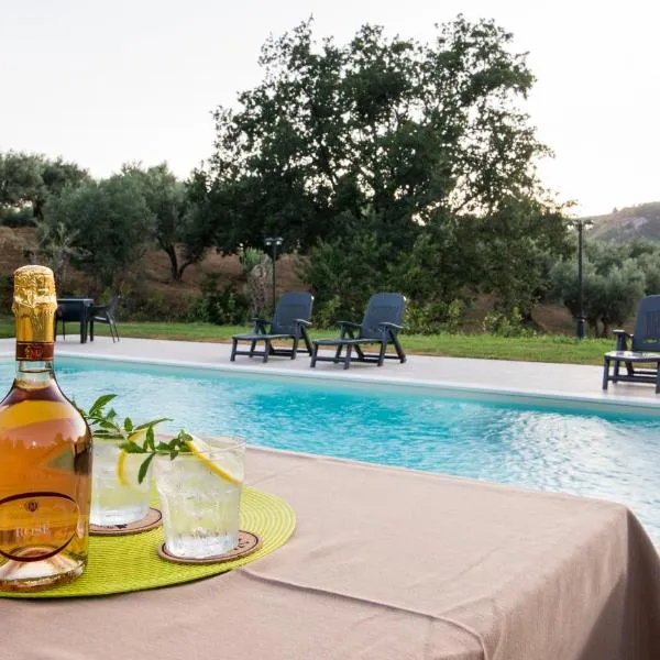 Manfredi Agriturismo, hotel v destinaci Savuto