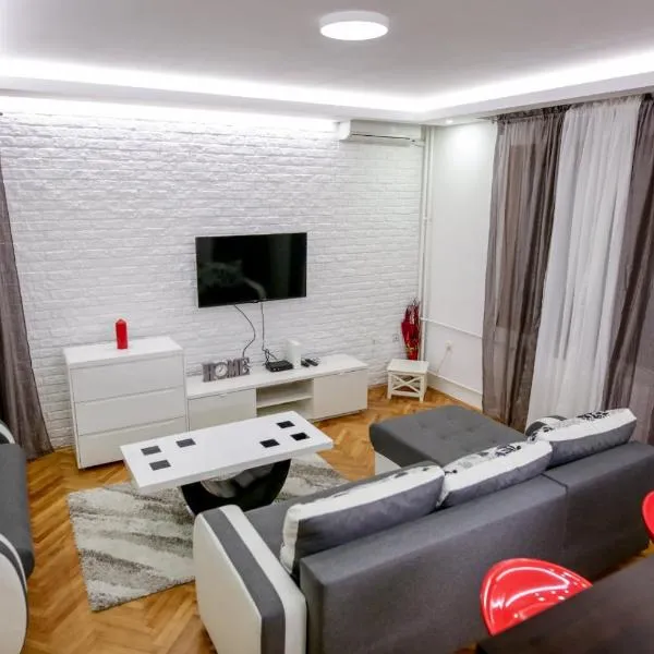 Silver: Žarkovo şehrinde bir otel