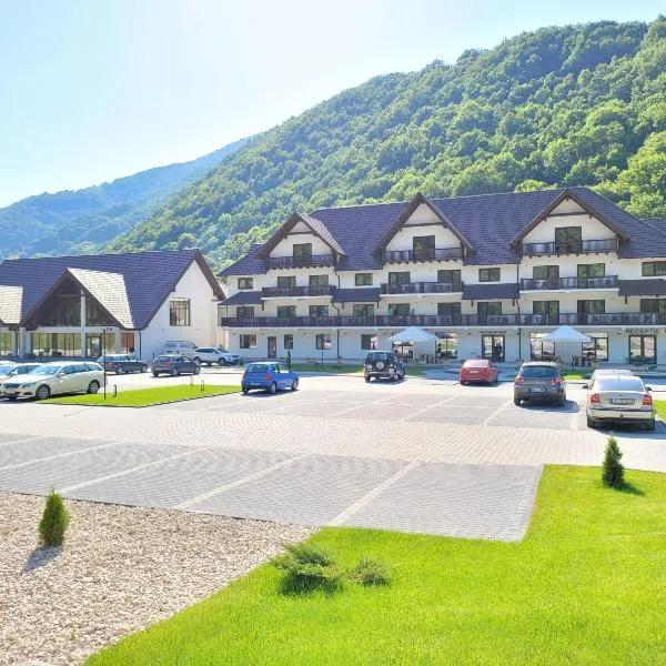 Nedei Hotel&Spa Transalpina, hotel a Gîrbova