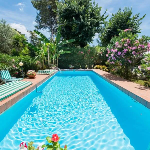 Appia Antica Cottage, хотел в Рим