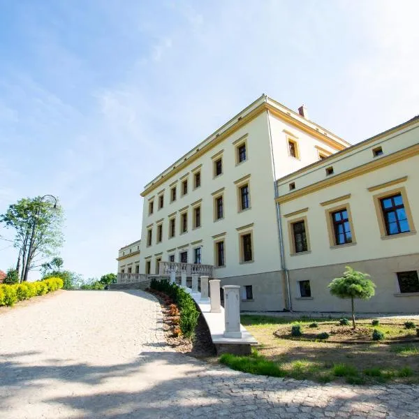 Pałac Lubiechowa-Jelenia Góra- Riesengebirge, hotell i Lubiechowa