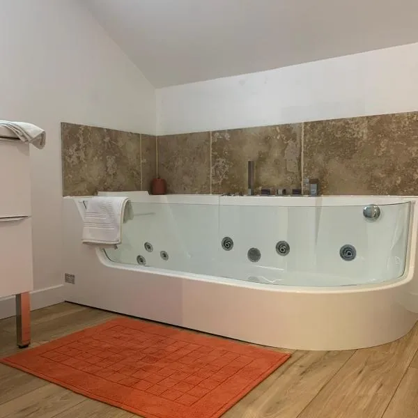 Gite du golfe, hotel v destinaci Gonneville-sur-Mer