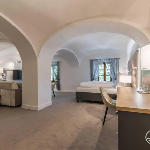 TATRA SUITES Boutique Suites Deforte Elegance 201, hotel v Popradu