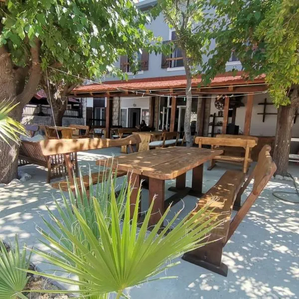 Hostel Jadran, hotel v destinaci Pag