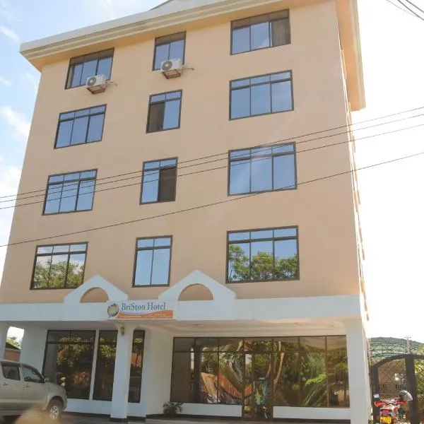 Briston Hotel, hotel en Arusha